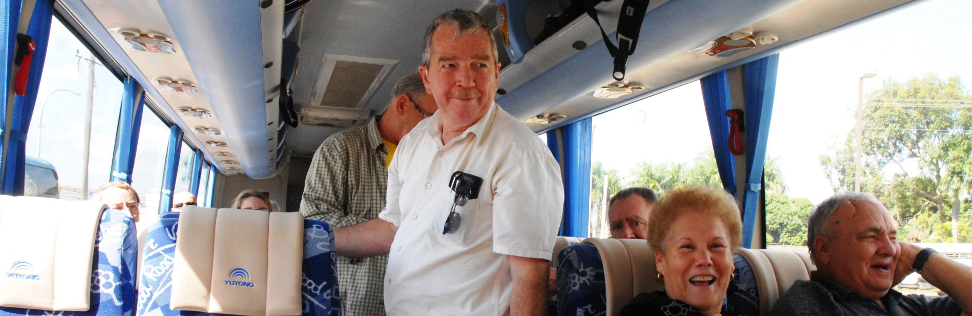 Ómnibus de turismo en Camagüey, Cuba
